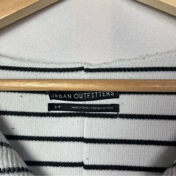 Urban Outfitters UO Black & White Striped Inside Out Notch Neck Long Sleeve Top - Picture 7 of 7